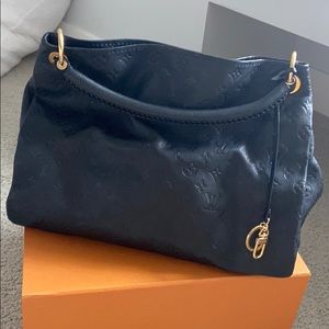 Louis Vuitton BLUE ARTSY MM empreinte